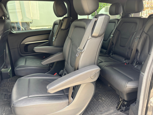 1411060-17 Mercedes-Benz V 300d 3.1t 2.0 9G-Tronic, 239hk -2020