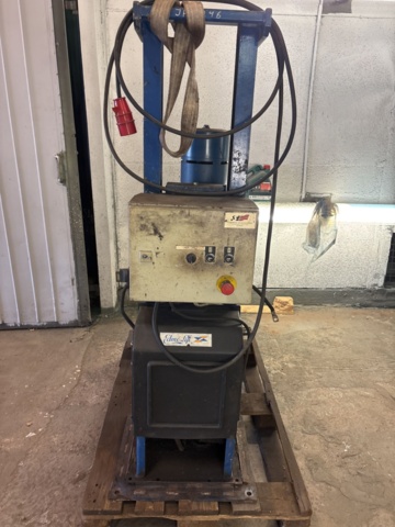 1373122-5 Height-adjustable positioner with rotating function – Edmolift Pillar – 2000