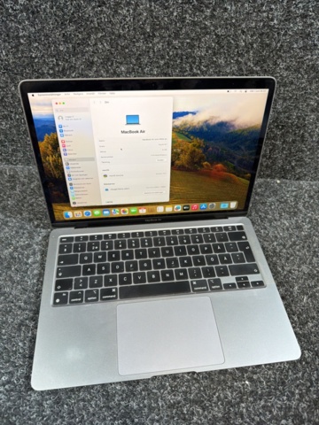 1532950-4 Bärbar dator - Apple MacBook Air A2337