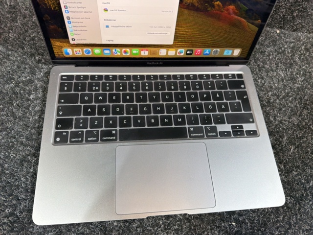 1532950-5 Bärbar dator - Apple MacBook Air A2337