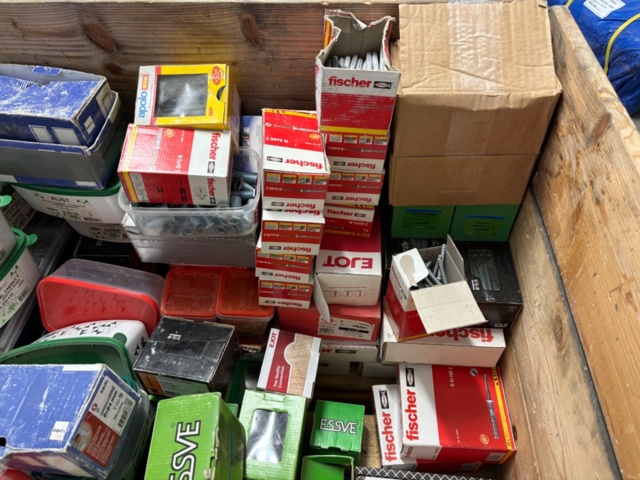 1475265-7 Parti infästningsmaterial och förbrukningsartiklar med tillbehör
