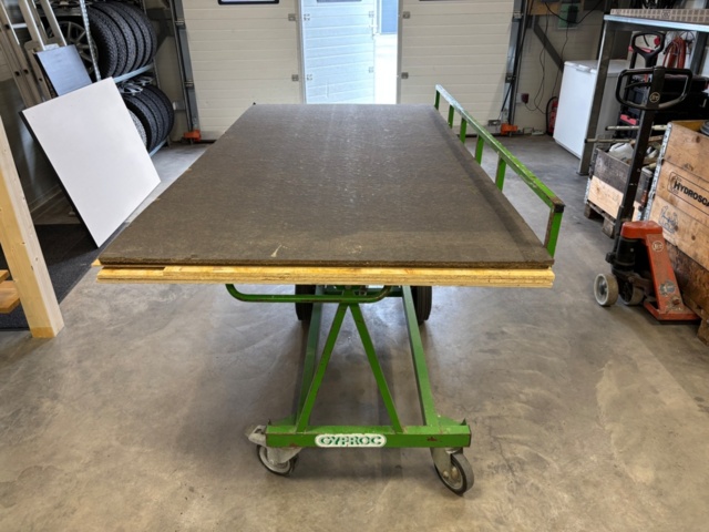 1475266-3 Skivvagn med skivmaterial - Gyproc