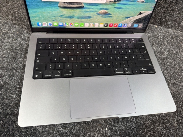 1532951-2 Bärbar dator - Apple MacBook Pro (A2442)
