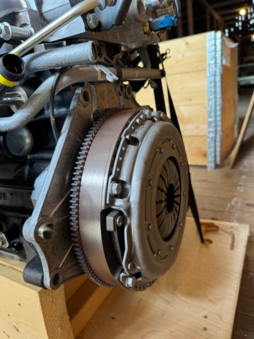 1471479-15 Helt ny komplett motor - Saab B235E - 2008