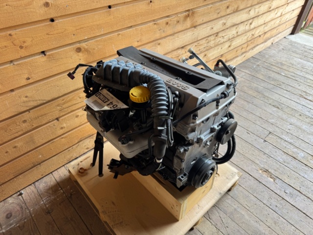 1471479-17 Helt ny komplett motor - Saab B235E - 2008