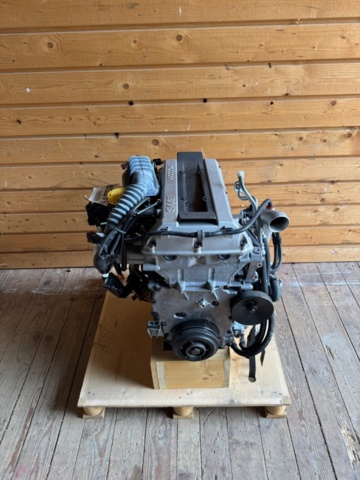 1471479-19 Helt ny komplett motor - Saab B235E - 2008