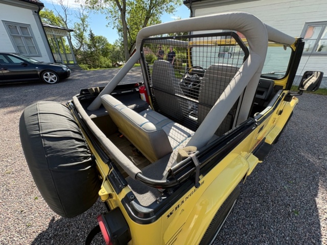 1471483-42 Jeep Wrangler 4.2 4WD Islander YJ Automatisk, 114hk, 1990