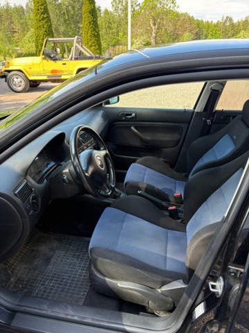 1471485-21 Volkswagen Golf 5-door GTI 1.8 T Manuell, 150hk, 2001
