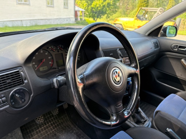 1471485-26 Volkswagen Golf 5-door GTI 1.8 T Manuell, 150hk, 2001