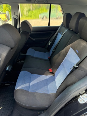 1471485-28 Volkswagen Golf 5-door GTI 1.8 T Manuell, 150hk, 2001