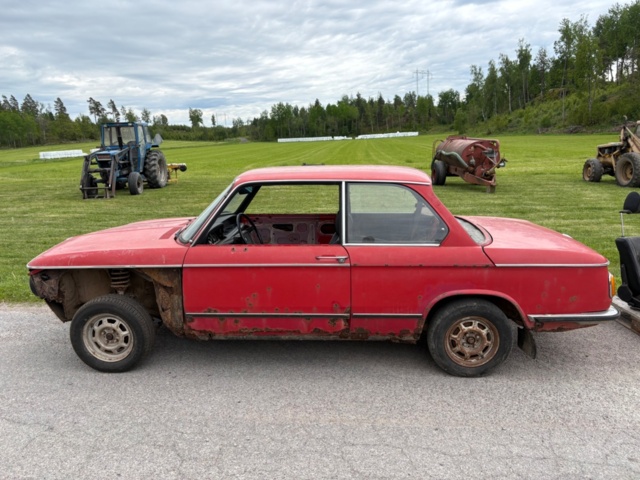 1471486-5 BMW 1602 2-dörrars Manuell, 85hk, 1974 - Renoveringsobjekt