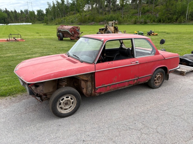 1471486-6 BMW 1602 2-dörrars Manuell, 85hk, 1974 - Renoveringsobjekt
