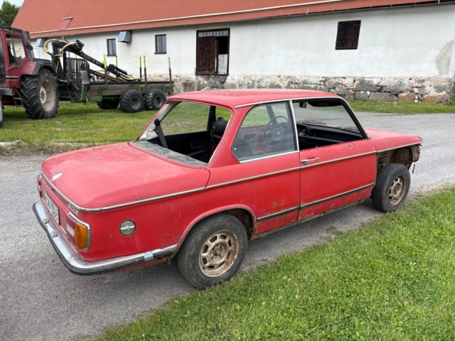 1471486-8 BMW 1602 2-dörrars Manuell, 85hk, 1974 - Renoveringsobjekt
