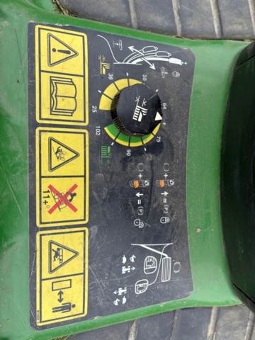 1471491-10 Åkgräsklippare – John Deere LT166 - 1998