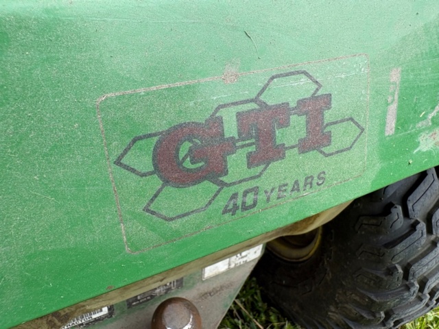 1471491-11 Åkgräsklippare – John Deere LT166 - 1998