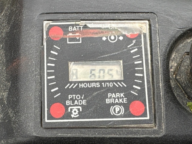 1471490-15 Åkgräsklippare - Cub Cadet Zero Turn 50" -2010