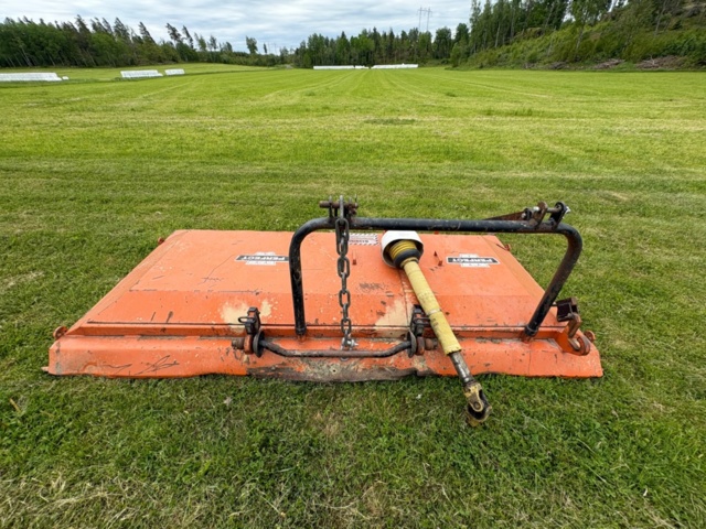 1471493-6 Pasture plow with power shaft – Perfect LB-275V (1997)