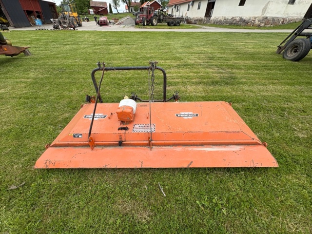 1471493-10 Pasture plow with power shaft – Perfect LB-275V (1997)