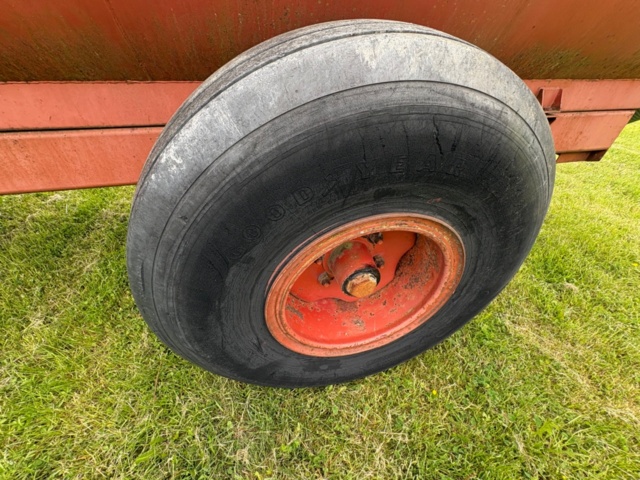 1471494-16 Urine barrel / Tank trailer – STAR 5 m³ with suction equipment