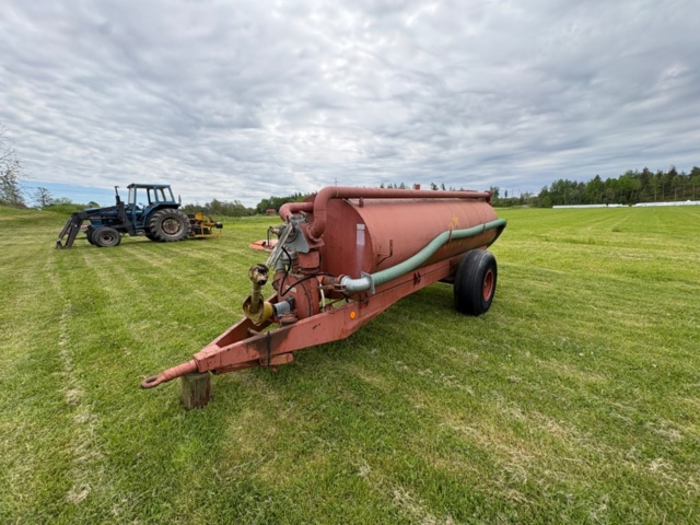 1471494-1 Urine barrel / Tank trailer – STAR 5 m³ with suction equipment