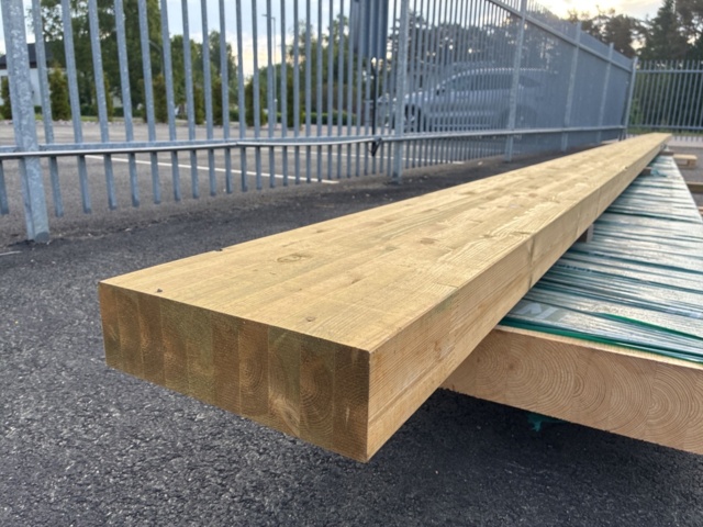 1091246-1 Tryckt Limträbalk ca 90x300x12050 mm