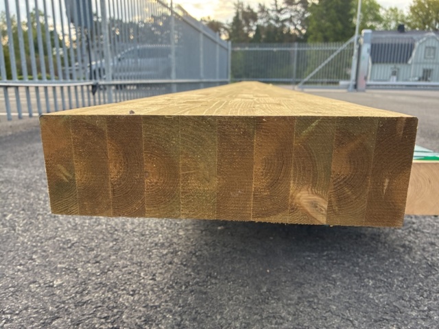 1091246-2 Tryckt Limträbalk ca 90x300x12050 mm
