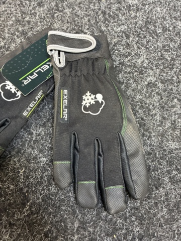 1535733-3 9 pcs Gloves Exelar, size 7