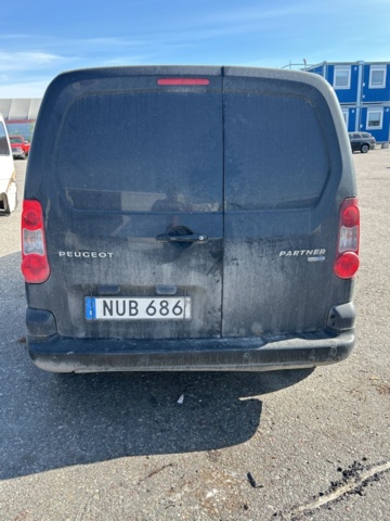 1504210-5 Peugeot Partner Skåpbil 1.6 BlueHDi Manuell, 99hk, 2015