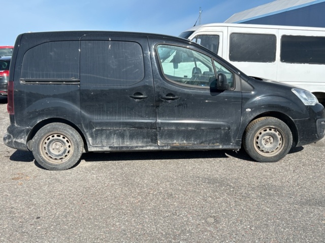 1504210-7 Peugeot Partner Skåpbil 1.6 BlueHDi Manuell, 99hk, 2015
