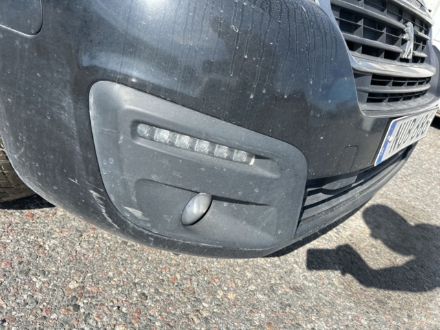 1504210-42 Peugeot Partner Skåpbil 1.6 BlueHDi Manuell, 99hk, 2015