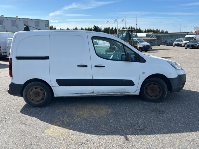 1504211-6 Citroën Berlingo Van 1.6 HDiF 8v ETG6, 90hk, 2013