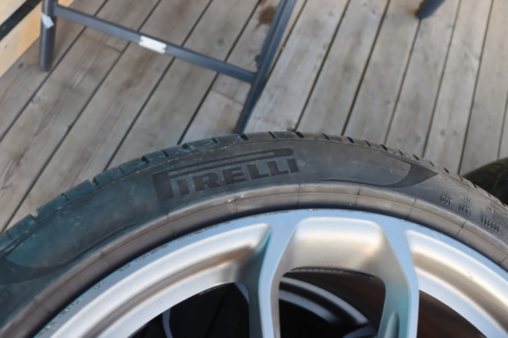 1535475-13 Tires Pirelli Porsche Cayenne - complete set