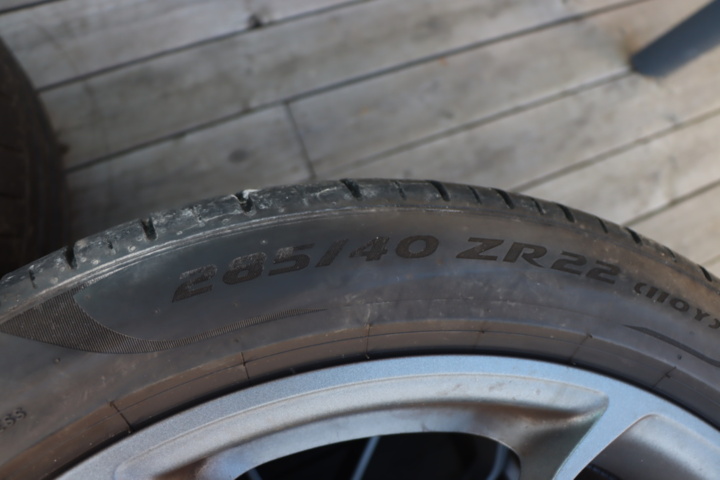 1535475-19 Tires Pirelli Porsche Cayenne - complete set