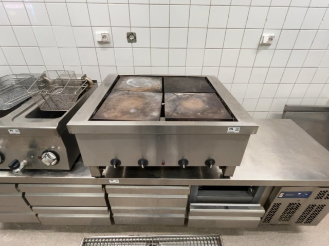 1421869-1 Spishäll - Senska storköksfabriken 700x800 mm