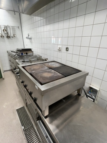 1421869-3 Spishäll - Senska storköksfabriken 700x800 mm
