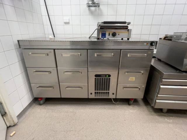 1421872-1 Kylbänk med 10 draglådor - RESTMEC OU VLE LT 16010 - 2022