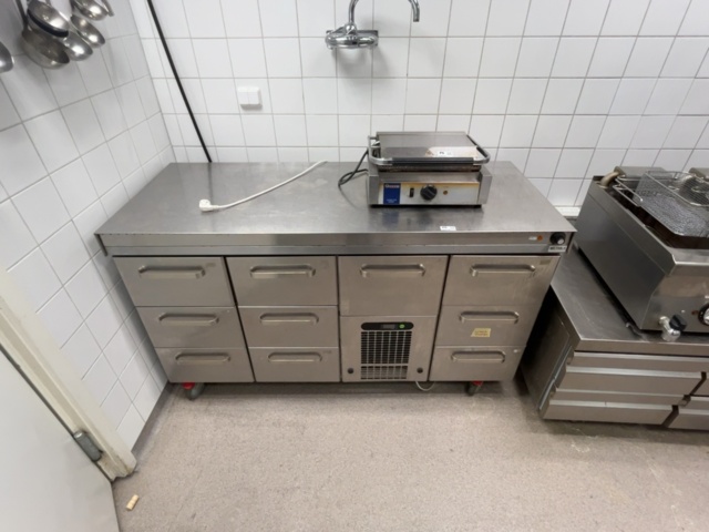 1421872-2 Kylbänk med 10 draglådor - RESTMEC OU VLE LT 16010 - 2022