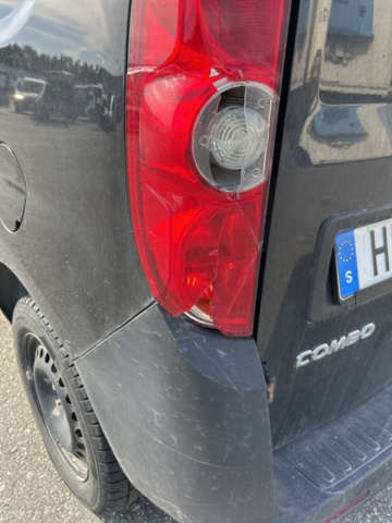 1504213-30 Opel Combo Van 2.4t 1.3 CDTI ecoFLEX S/S Manuell, 90hk, 2016