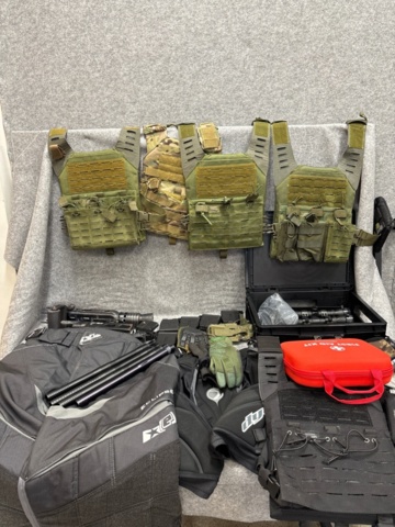 1482442-2 Samling med diverse paintballutrustning