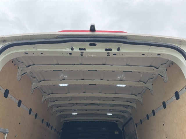 1525439-31 Volkswagen Crafter 35 2.0 TDI Automatic, 177hp -2018
