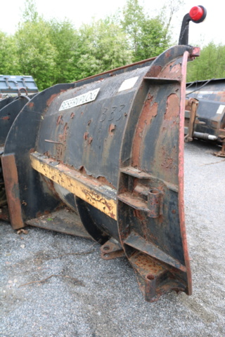 1514943-18 Plough