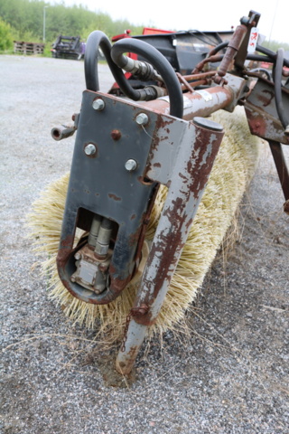 1514944-10 Sweeper roller Holms SB4L