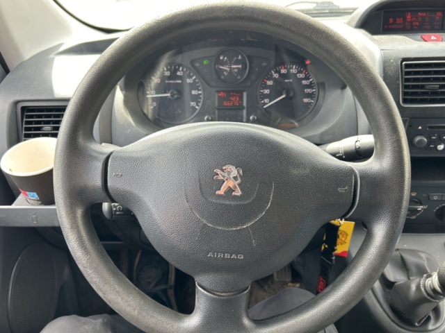 1504216-11 Peugeot Expert Panel Van 1.2t 2.0 HDi Manuell, 128hk, 2016