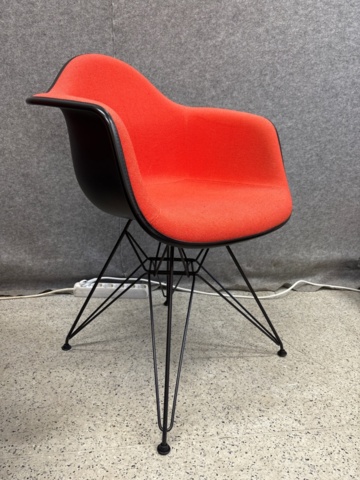 1482444-2 Tygstolar 8 st - Vitra