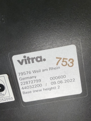 1482444-3 Tygstolar 8 st - Vitra