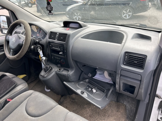 1504221-18 Citroën Jumpy Van 2.0 HDi Automatisk, 163hk, 2015