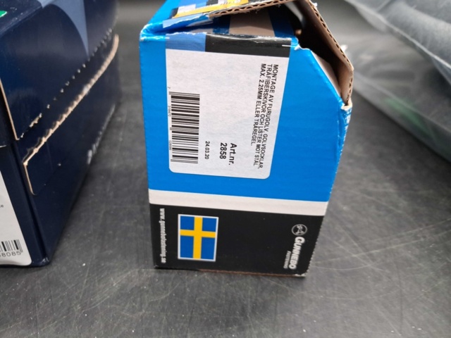 1535465-5 Byggmaterial - ESSVE, fästdon, bottningslist