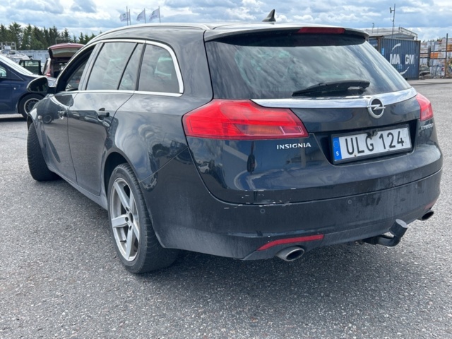 1504215-3 Opel Insignia Sports Tourer 2.0 BiTurbo CDTI 4x4 Automatisk, 195hk, 2012