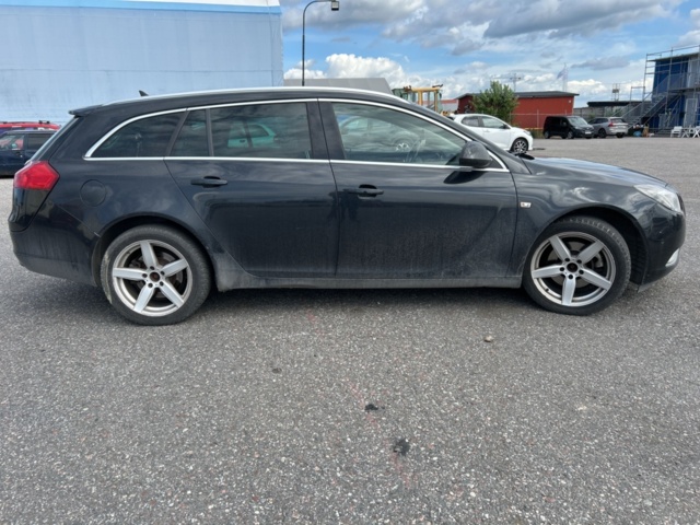 1504215-6 Opel Insignia Sports Tourer 2.0 BiTurbo CDTI 4x4 Automatisk, 195hk, 2012