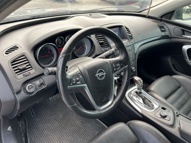 1504215-9 Opel Insignia Sports Tourer 2.0 BiTurbo CDTI 4x4 Automatisk, 195hk, 2012